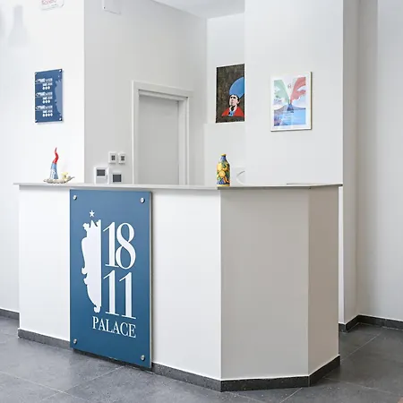 1811 Palace *