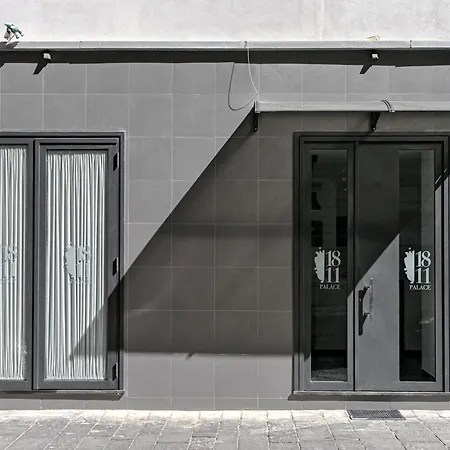 Hotel 1811 Palace