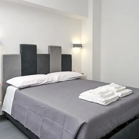 Hotel 1811 Palace *