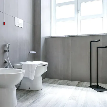 1811 Palace Szálloda *