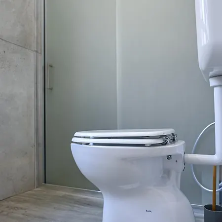 1811 Palace * Nápoles